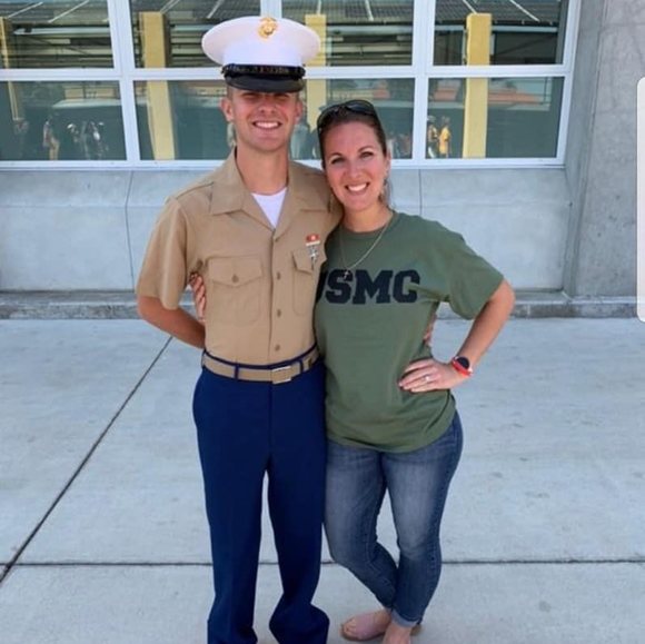 Meet your Posher, Caroline - Picture 1 of 1